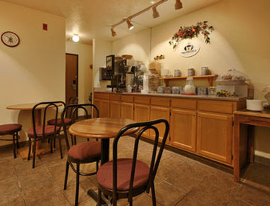 Super 8 - Moriarty, NM