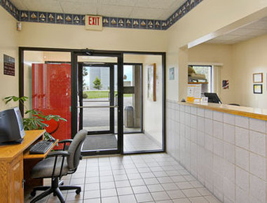 SUPER 8-CLEAR LAKE - Clear Lake, IA