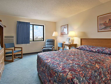 SUPER 8-CLEAR LAKE - Clear Lake, IA
