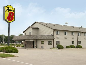 Americas Best Value Inn & Suites-Manchester - Manchester, IA