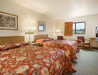 Americas Best Value Inn & Suites-Manchester - Manchester, IA