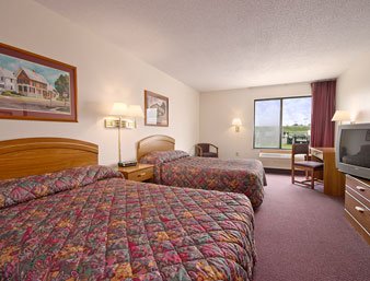 Super 8 - Maquoketa, IA