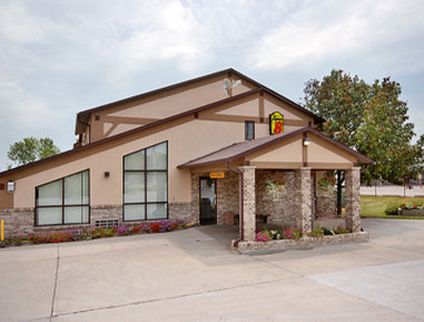Super 8 Centerville - Centerville, IA