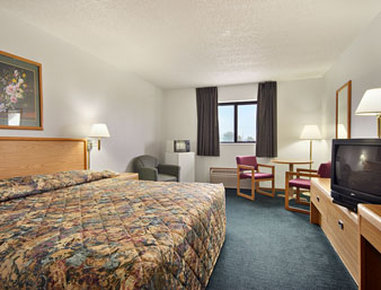Super 8 Grinnell IA - Grinnell, IA