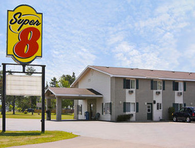 Super 8 Iron Mountain - Iron Mountain, MI