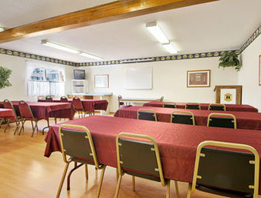 Super 8 Iron Mountain - Iron Mountain, MI