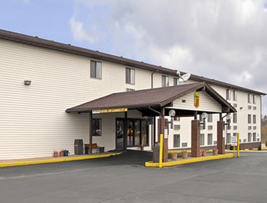 Super 8 Sullivan - Sullivan, MO