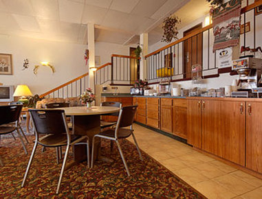 Super 8 Sullivan - Sullivan, MO