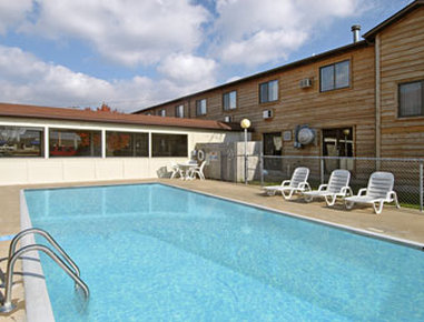 Super 8-Lebanon - Lebanon, MO