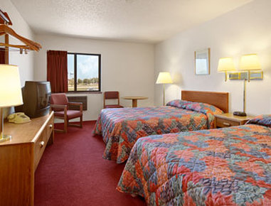 Super 8 Glencoe - Glencoe, MN