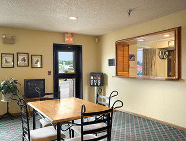 Super 8 - Hibbing, MN