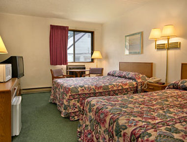 Super 8 - Pipestone, MN