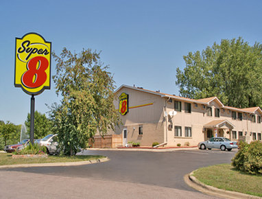 Super 8-Chaska