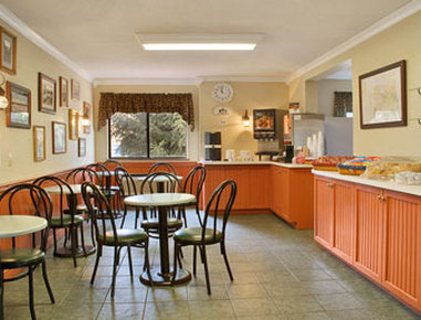 Super 8-Ithaca - Ithaca, NY