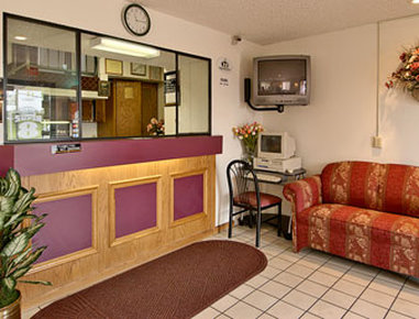 Super 8-Waynesboro - Waynesboro, VA