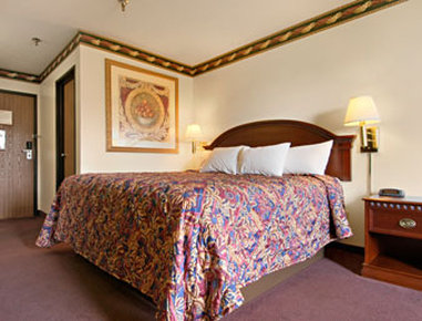 SUPER 8 - Owensboro, KY