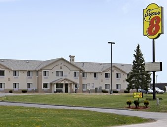 Super 8 Howe - Howe, IN