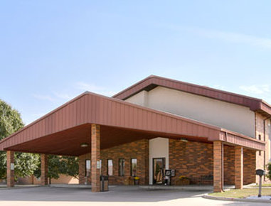 Baymont Inn & Suites Tuscola/champaign - Tuscola, IL