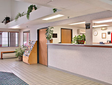 Super 8 Plymouth - Plymouth, IN