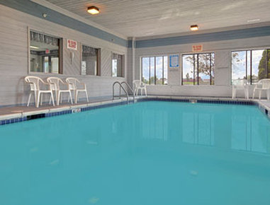 Super 8 Princeton - Princeton, IL