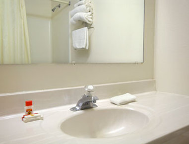 Super 8 By Wyndham Woodstock - Woodstock, IL