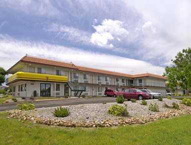 Super 8 Aurora Denver Area