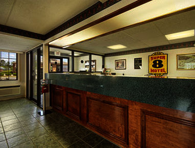 Super 8 By Wyndham Dothan - Dothan, AL