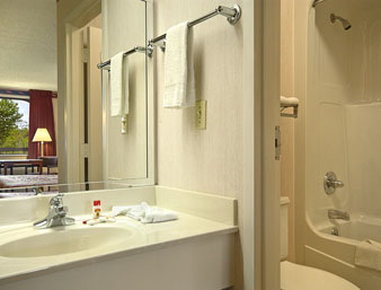 Super 8 By Wyndham Dothan - Dothan, AL