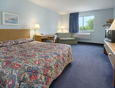 Super 8-Adrian - Adrian, MI