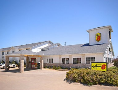 Super 8 - Stuart, IA