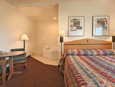 Super 8 - Stuart, IA