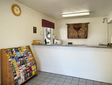 Super 8 Barstow - Barstow, CA