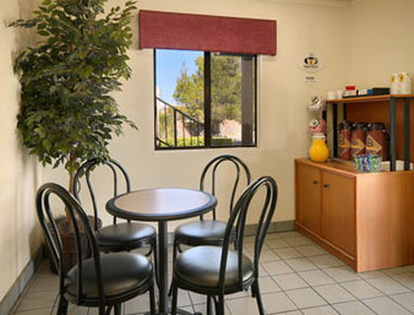 Super 8 Barstow - Barstow, CA