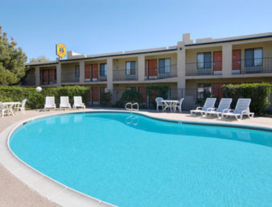 Super 8 Barstow - Barstow, CA