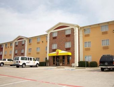 SUPER 8 - Bedford, TX