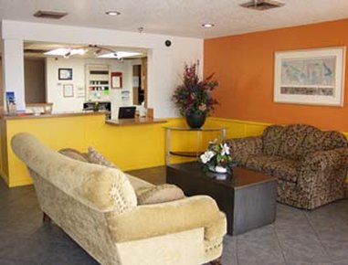 SUPER 8 - Bedford, TX