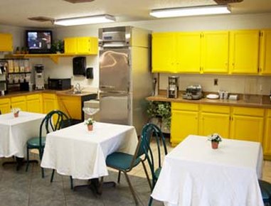 SUPER 8 - Bedford, TX