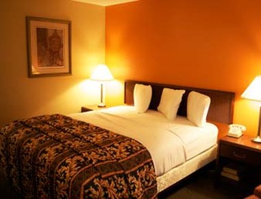 SUPER 8 - Bedford, TX