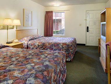 Super 8 Buttonwillow - Buttonwillow, CA