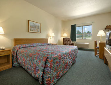 Super 8 - Warsaw, IN