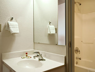 Super 8 - Warsaw, IN