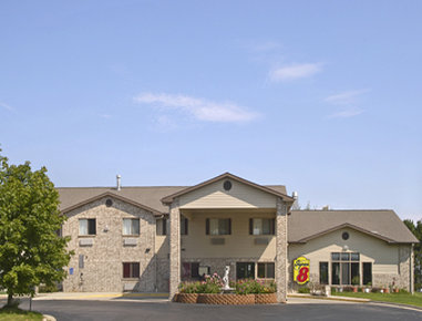 SUPER 8 - Big Rapids, MI