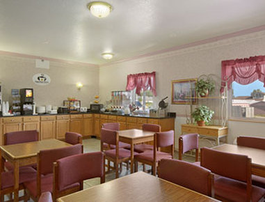 SUPER 8 - Big Rapids, MI
