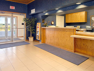 Super 8 - Baldwin, WI