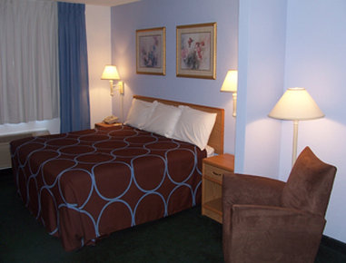 Super 8 Huntington - Huntington, IN