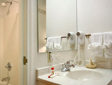 Super 8 Huntington - Huntington, IN