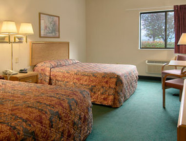 Super 8 Grove City - Mercer, PA