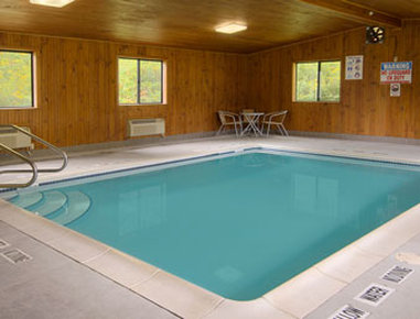 Super 8 Grove City - Mercer, PA