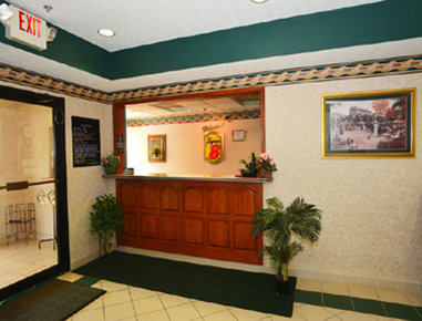 Super 8 Athens - Athens, OH