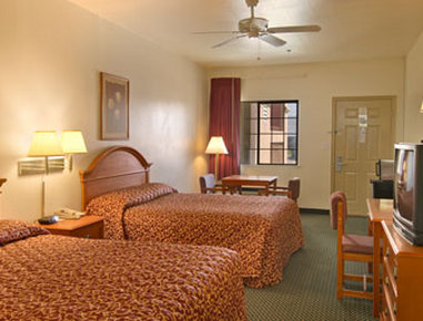 Super 8 Forney - Forney, TX
